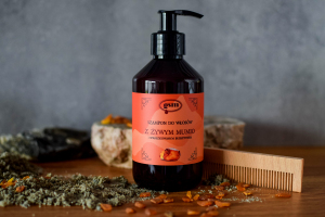Szampon  300ml – Żywe Mumio zadba  o Twoje włosy.